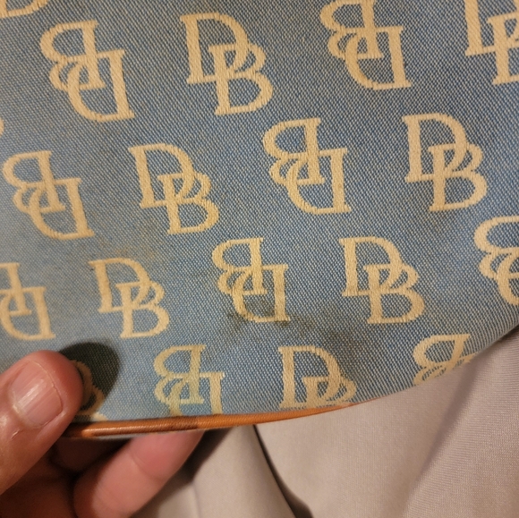 Dooney & Bourke Bucket Bag - Picture 4 of 6